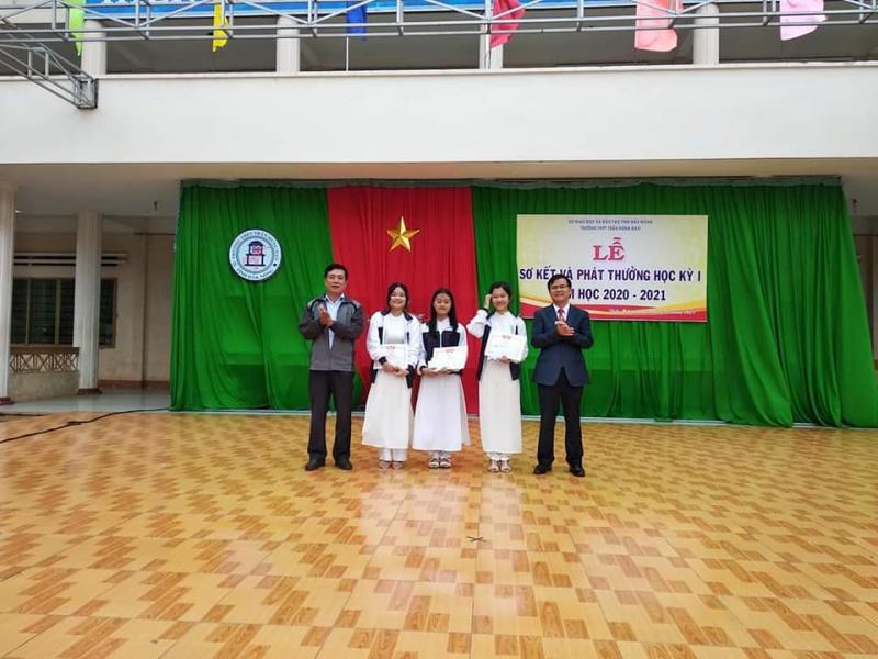 Trường THPT Trần Hưng Đạo