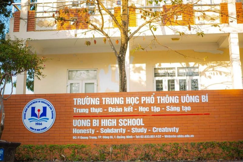 Trường THPT Uông Bí