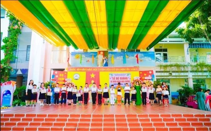 Trường Tiểu học Ngô Gia Tự
