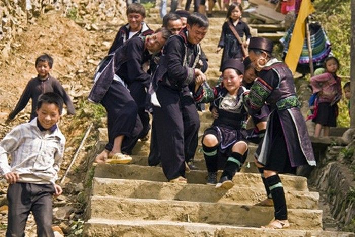 Tục bắt vợ của người H'Mông