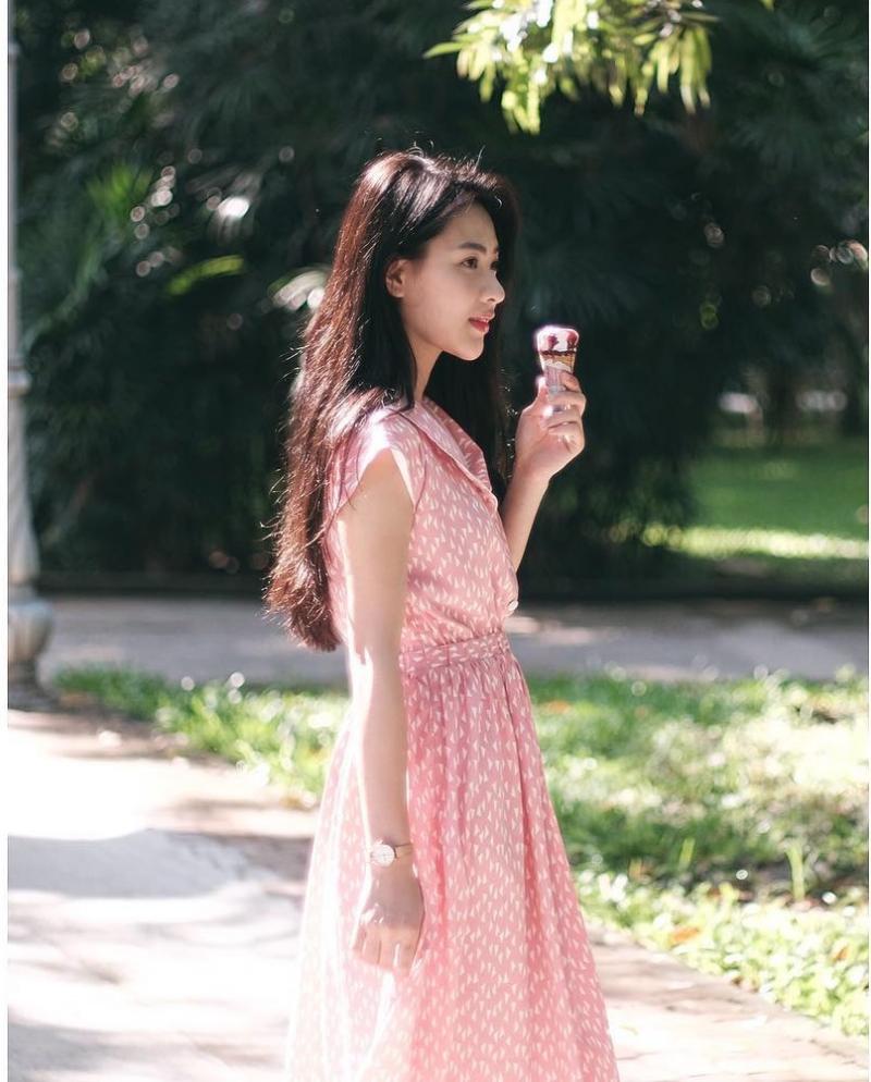 Đầm họa tiết cho ngày hè rực rỡ