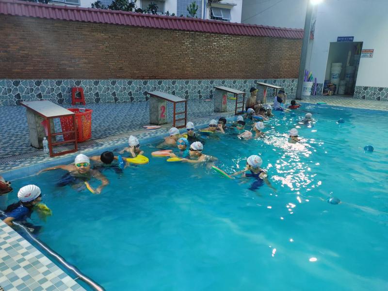 Victory School Swimming Team