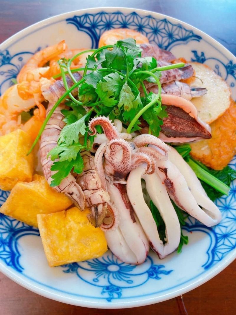 Vua Bún Hải Sản Văn Cao