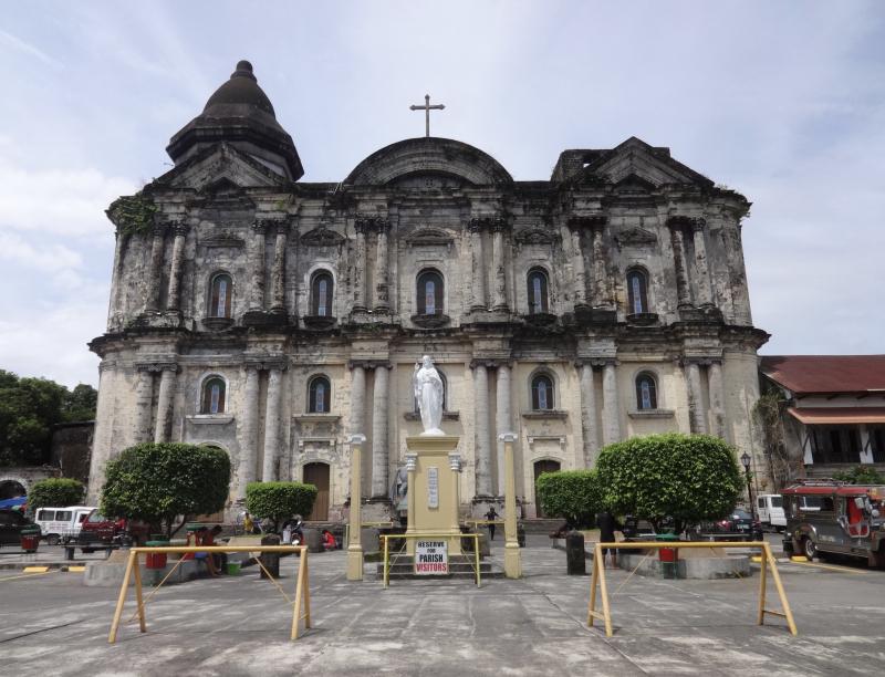 Vương cung thánh đường Taal Basilica