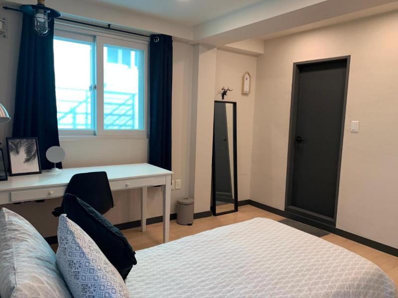 Whitetail Backpacker and Hostel