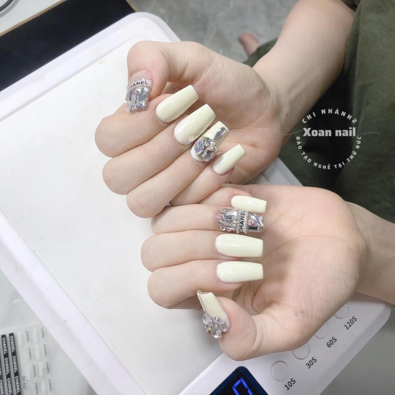 Xoàn Nail