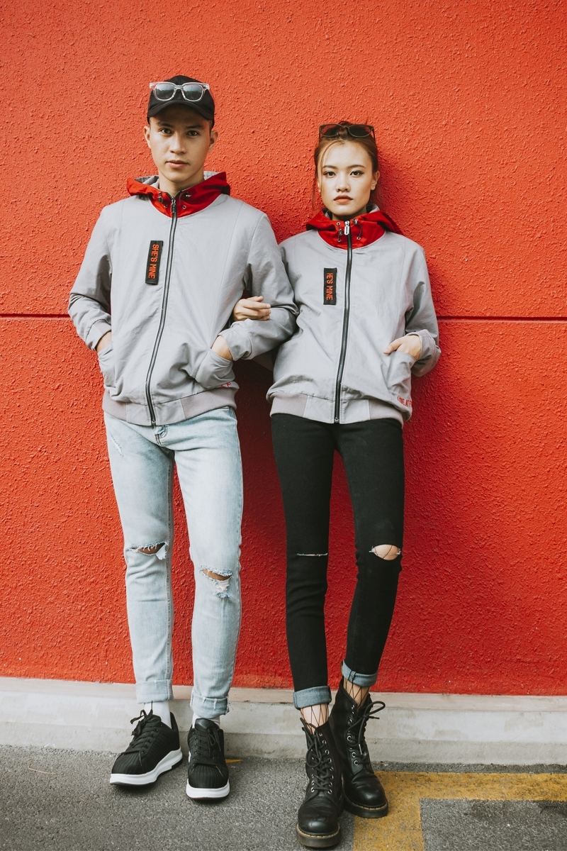 Yame chuyên thiết kế, sản xuất và kinh doanh các mặt hàng quần áo, giày dép, phụ kiện thời trang